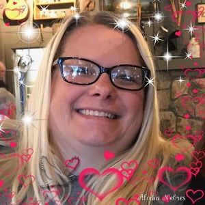 Meet your Posher, Lynae